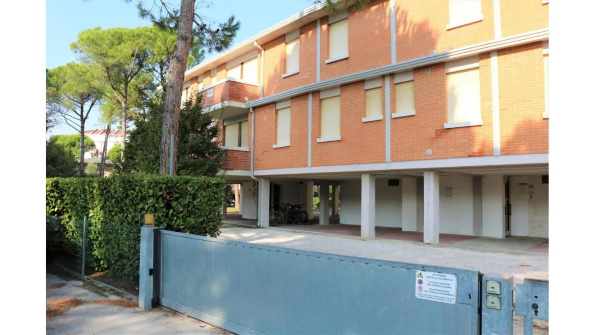 Cozy Up Near The Beach By Beahostrentals Bibione Pineda Daire